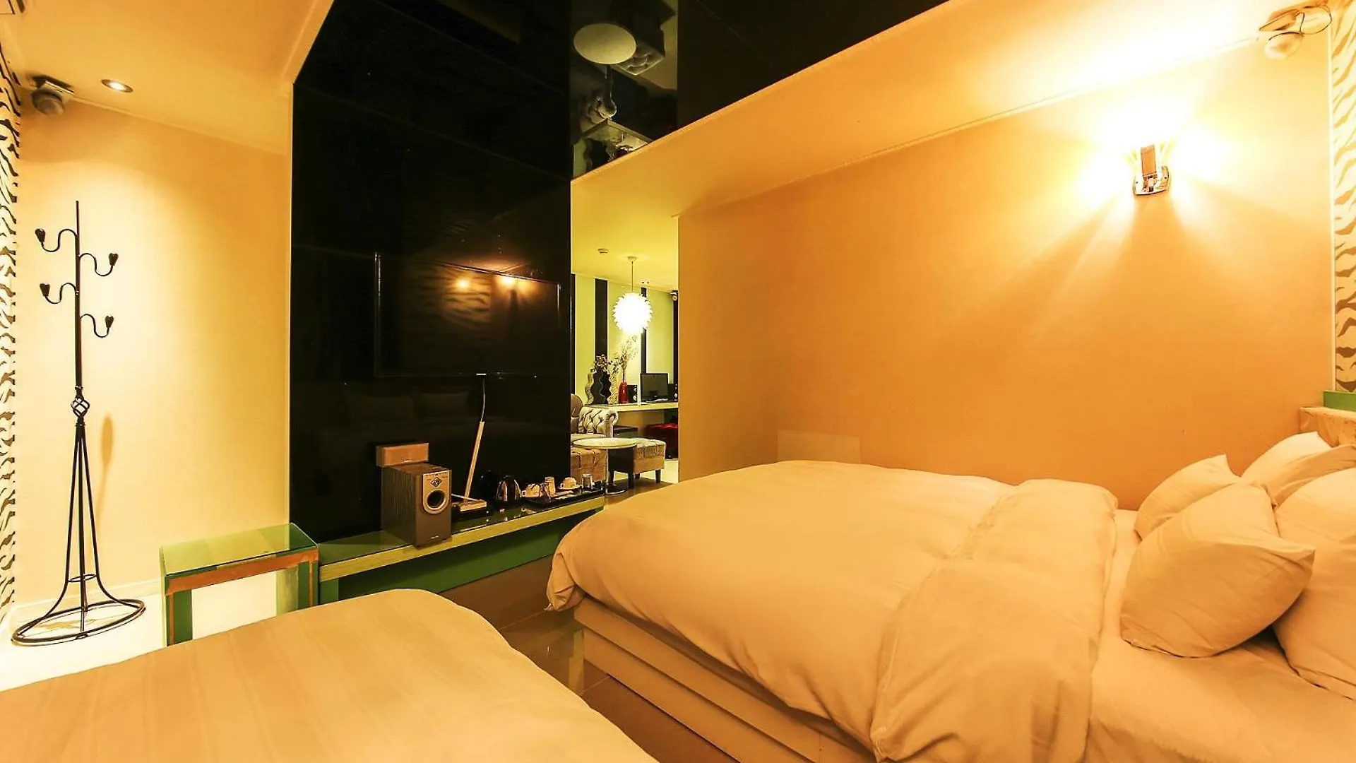 The Oreun Echae Hotel Jeju 0*,  South Korea